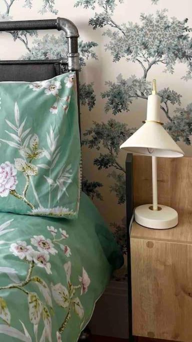 Spacious Semi-Detached Southsea House, Free Parking On Drive بورتسماوث المظهر الخارجي الصورة