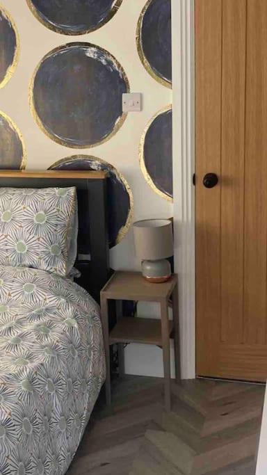 Spacious Semi-Detached Southsea House, Free Parking On Drive بورتسماوث المظهر الخارجي الصورة